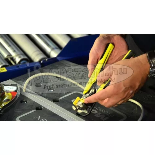 STANLEY blankoló fogó automata AWG10-22 FMHT0-96230