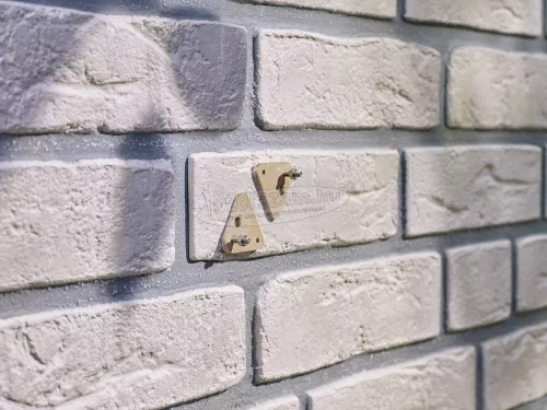 TESA háromszög alakú ragasztócsavar Bézs 2db 77904-00000-00