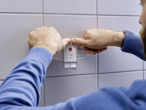 TESA ragasztós köröm állítható Fehér 2db 77767-00000-00