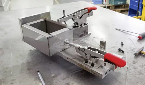 BESSEY STC-IHH tolórudas, vízszintes állásban záró gyorsrögzítők, vízszintes alaplappal 35mm STC-IHH25