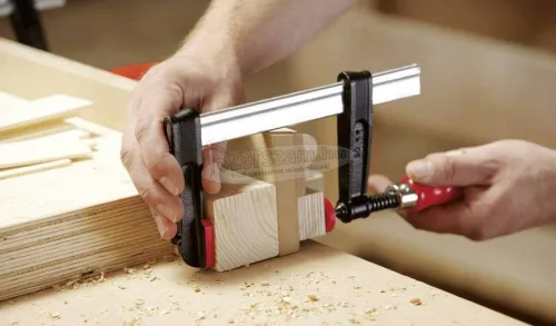 BESSEY TPN menetorsós temperöntvény szorító minőségi fa markolattal 1000/140mm TP100S14BE