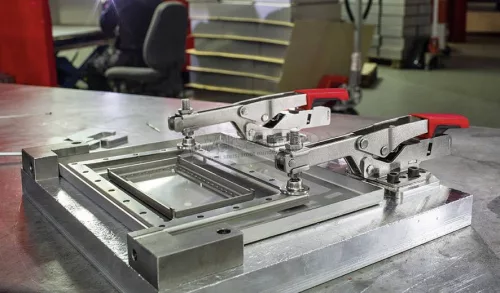 BESSEY STC-HH vízszintes állásban záró gyorsrögzítők, vízszintes alaplappal több méretben