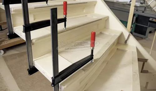 BESSEY TGNT menetorsós mély kinyúlású temperöntvény szorító minőségi fa markolattal 400/300mm TGN40T30