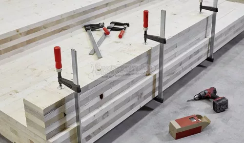 BESSEY TGKR menetorsós temperöntvény szorító minőségi fa markolattal 1500/120mm TGKR150