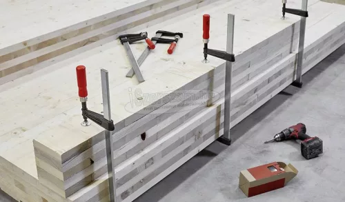BESSEY TGKR menetorsós temperöntvény szorító minőségi fa markolattal 1250/120mm TGKR125
