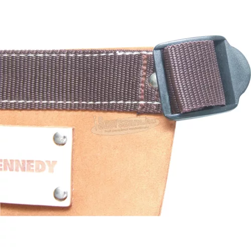 KENNEDY BŐR SZÖGTÁSKA KEN5933240K