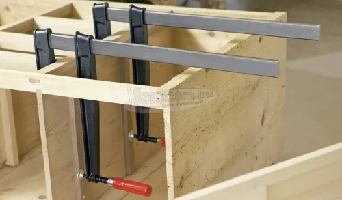 BESSEY TGNT menetorsós mély kinyúlású temperöntvény szorító minőségi fa markolattal 600/250mm TGN60T25