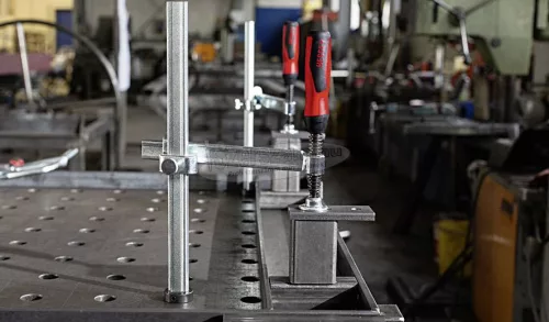 BESSEY TWV rögzítőelemek különböző kinyúlással 300/175mm 2-komponensű műanyag TWV28-30-17-2K