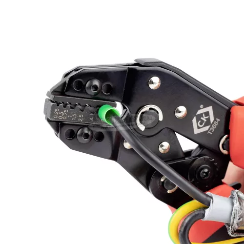 C.K Krimpelőfogó Érvéghüvelyek 0.25-6mm² 20-10AWG T3684