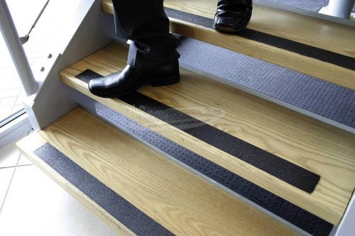 COBA Europe Csúszásgátló szalag fekete 18.3m x 25mm GF010001