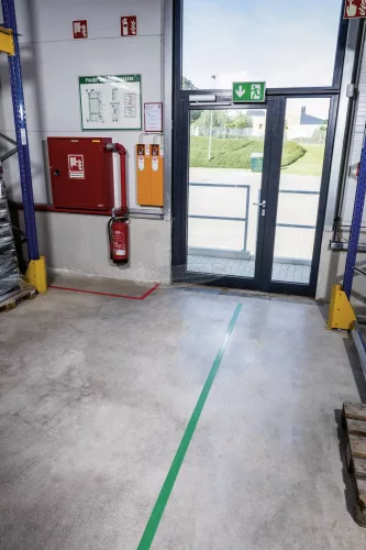 Durable padlójelölő szalag Piros 30m x 50mm 1,2mm DURALINE STRONG 1db 172503
