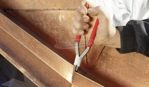 ERDI BESSEY Bádogos kerek csőrű fogó 260mm D311