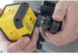 Stanley by Black & Decker Keresztvonalas lézer STHT77592-1