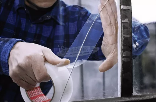 tesa Fóliaragasztó Repair tape Professional Átlátszó 33m x 50mm 1db 04668-00004-01