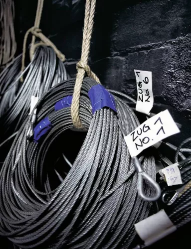 tesa Extra Erős Szövetszalag Repair tape Professional Fehér 25m x 50mm 1db 04688-00043-00