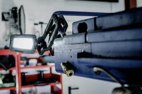 BRENNENSTUHL Mobil LED akkumulátoros reflektor, 950lm, IP65 CL 1050 MA 1173070010