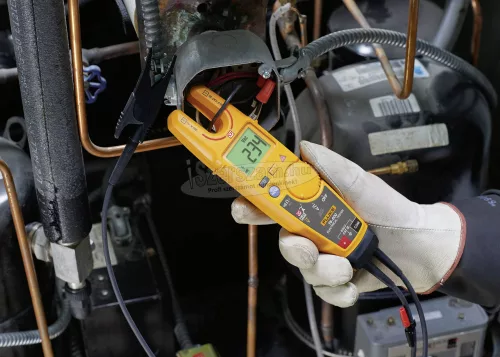 FLUKE lakatfogó CAT III 600 V T6-600/EU 4910322