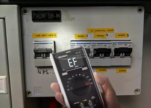 VOLTCRAFT Digitális kézi multiméter CAT III 250 V 2000 digit, Voltcraft VC131