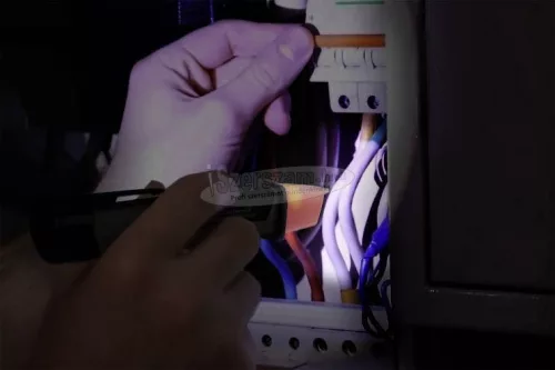 VOLTCRAFT Fázisceruza, érintés nélküli feszültségvizsgáló multiteszter LED világítással 90V/1000V AC Voltcraft MS-500